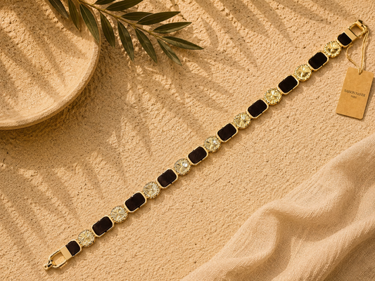 Statement Stretch Waist Belt – Gold Detail Elastic Belt