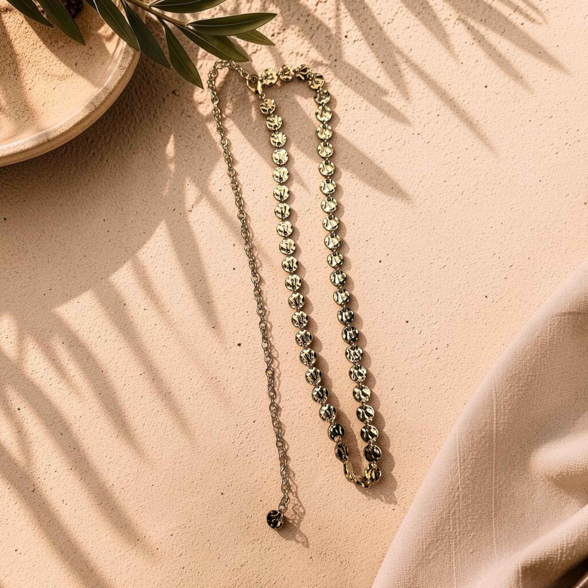 Gold Chain Waist Belt – Elegant Statement Accessories