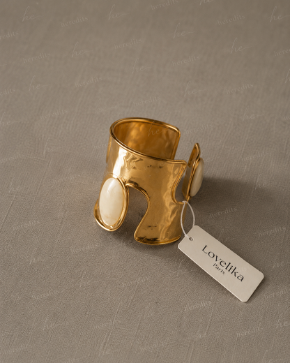 Hammered Stone Detail Cuff Bracelet | HerEdits
